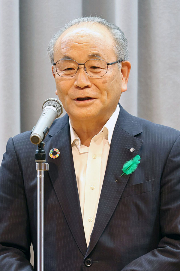 薄 友喜・西会津町長