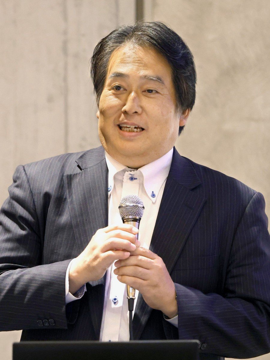 講演する京都大学経営管理大学院特定教授の藤田哲雄氏＝２０２５年０８月２２日、長岡市千秋１、長岡ベルナール