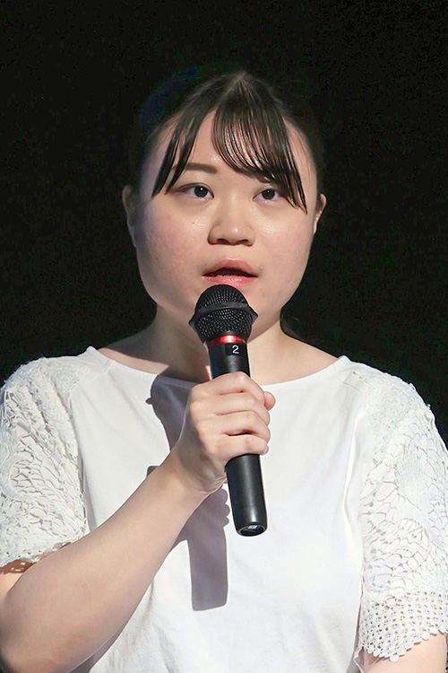 家老幸那さん