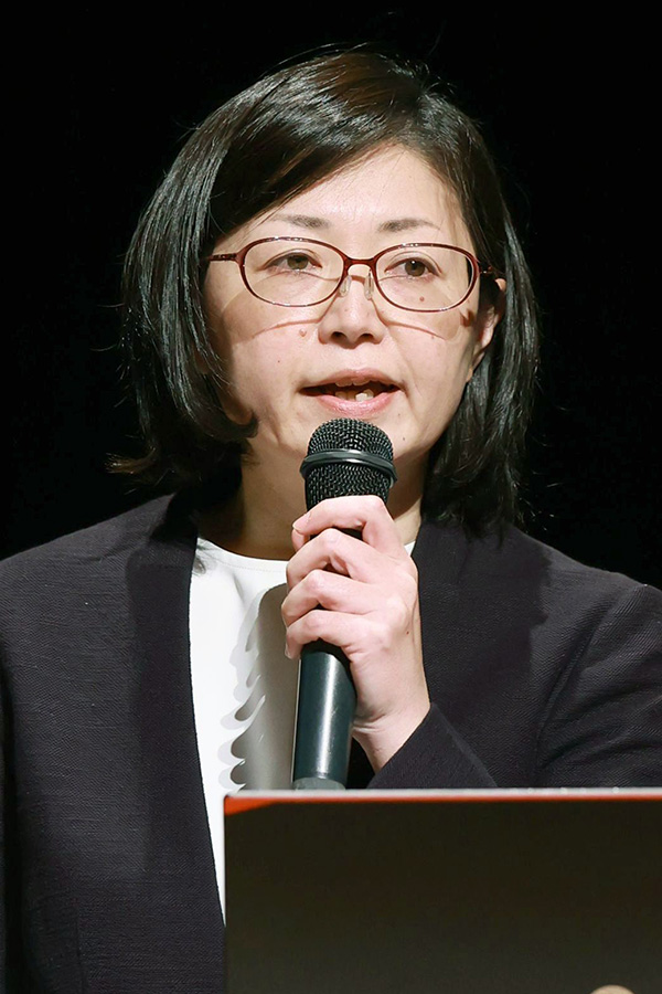 石井郁子さん