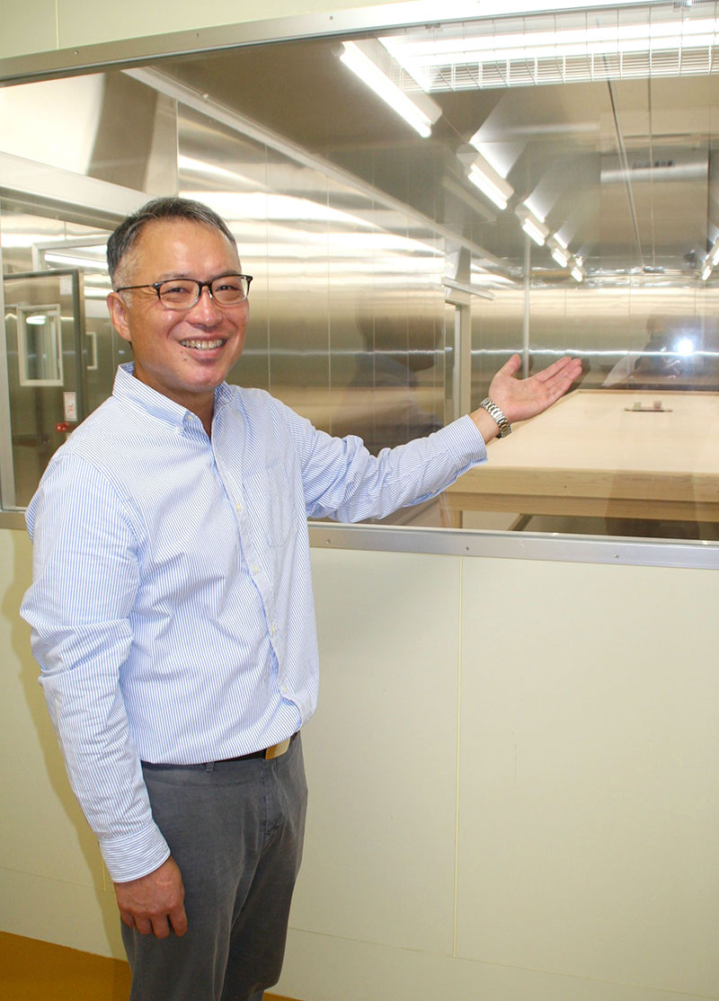 「5年前に最新設備を導入した浩和蔵で「より良い酒を多くの人に届けたい」と語る南雲二郎社長＝南魚沼市長森