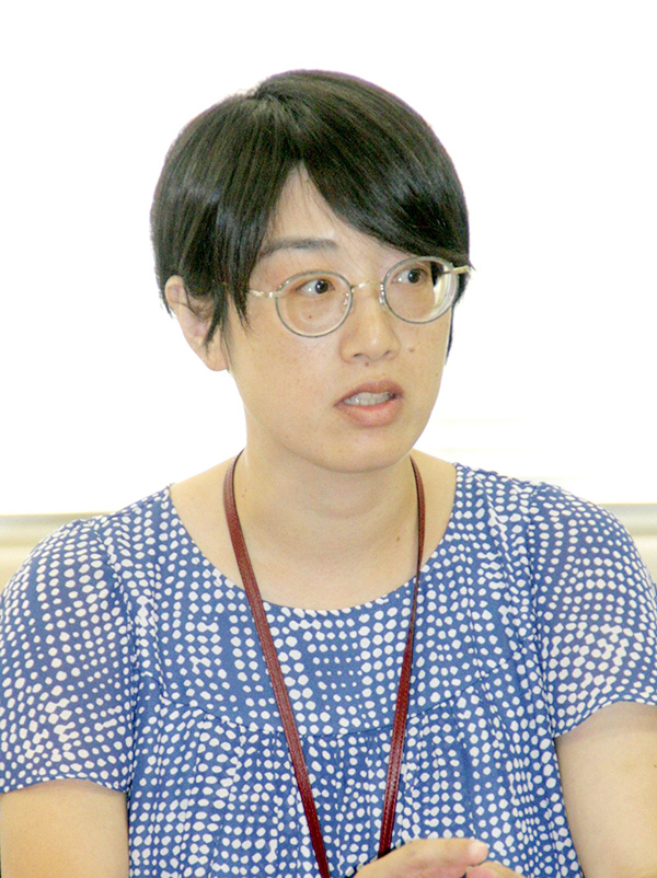 伊藤綾さん